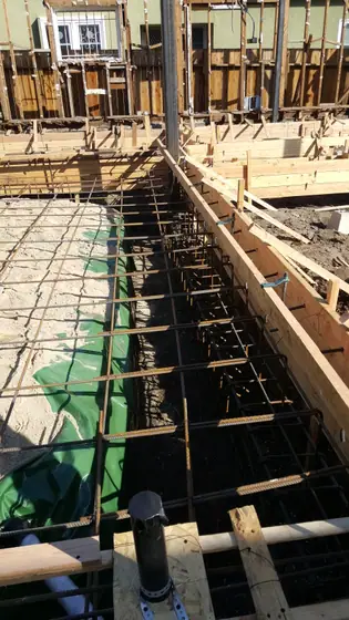 Raised foundation — site photo 3
