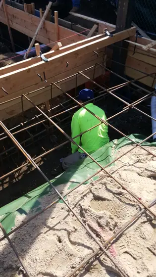Raised foundation — site photo 8