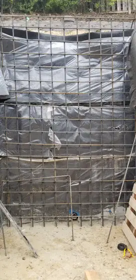 Retaining wall — site photo 3