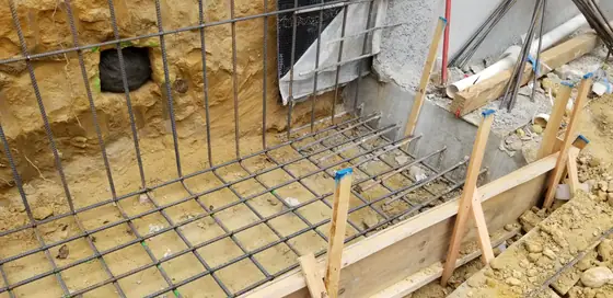 Retaining wall — site photo 7