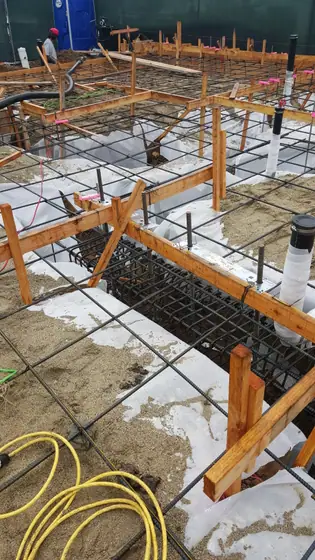 Slab-on-grade foundation — site photo 9